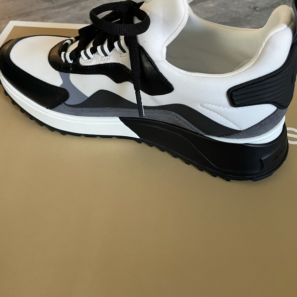 Michael Kors Theo Sport Scuba Trainer-NEW - Picture 3 of 6